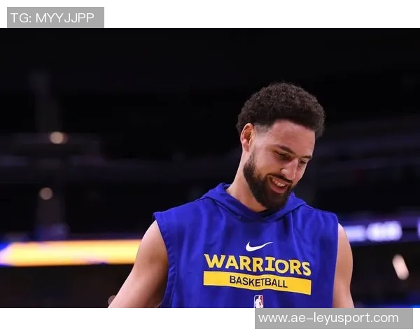 克莱首节表现抢眼三分球精准命中助力球队得分6分