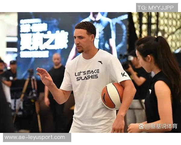 克莱汤普森本赛季表现低迷场均得分三分命中率创生涯新低 克莱汤普森本赛季表现低迷场均得分三分命中率创生涯新低