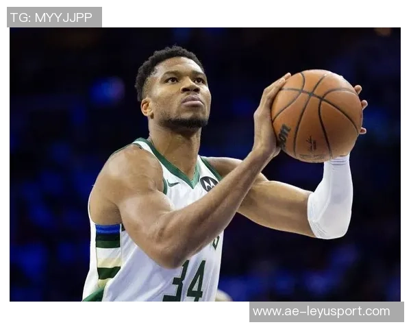 字母哥季前赛首秀表现抢眼轻松拿下13分10板3助助力球队胜利 字母哥季前赛首秀表现抢眼轻松拿下13分10板3助助力球队胜利