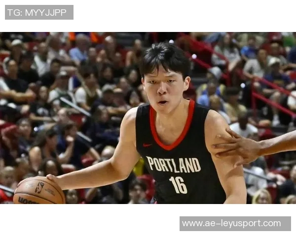 开拓者自媒体发布2025年球员表现评级杨瀚森F克林根B斯普利特F引发热议 开拓者自媒体发布2025年球员表现评级杨瀚森F克林根B斯普利特F引发热议