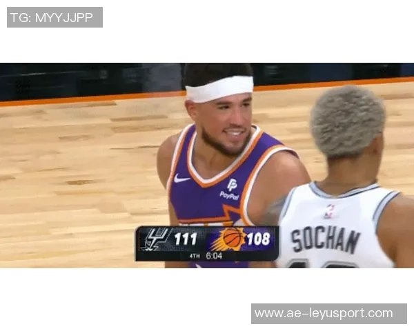 布克谈防守经验与平衡技巧展现自信心态